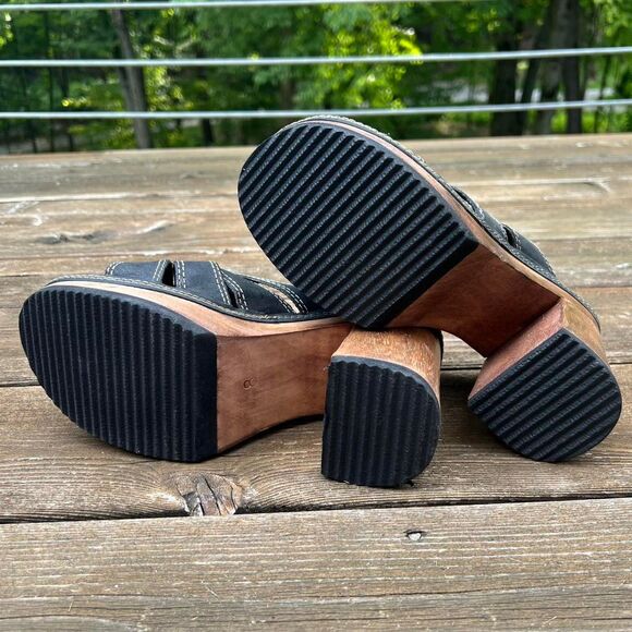 Candies Retro Platform Sandals - Picture 3 of 8